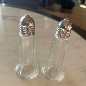 Vintage Dripcut by Traex Clear Glass Salt & Pepper Shakers